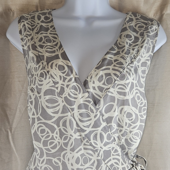 Garnet Hill gray white silk wrap sheath dress Womens 14 - Picture 7 of 10